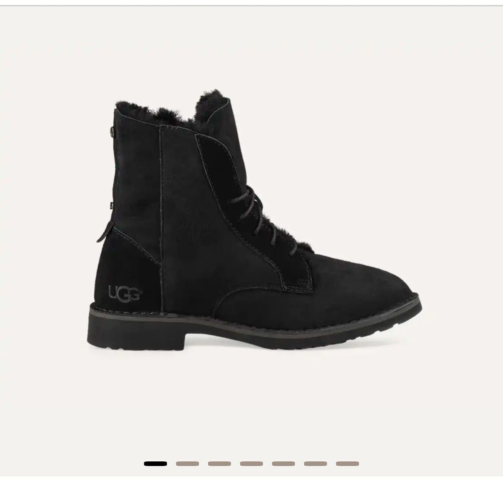 ✨EUC UGG Quincy lace up boots